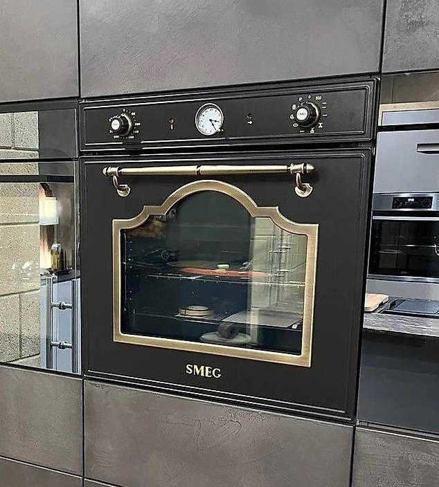 Smeg Retro Look Backofen Anthrazit