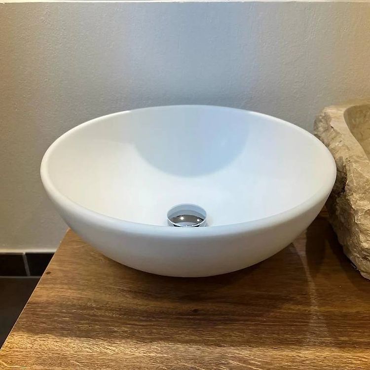 Weiss Waschbecken Matt rund